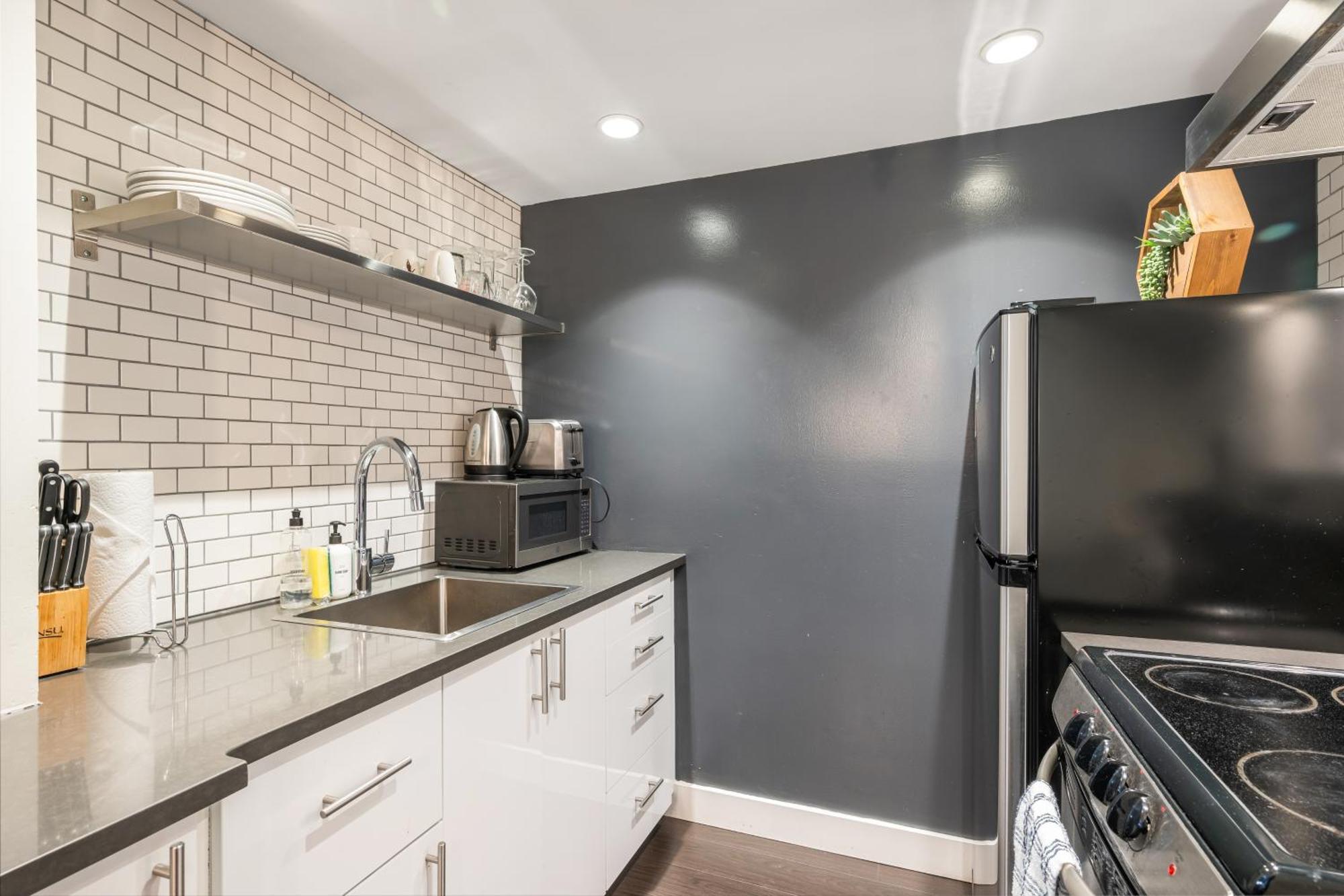 Oxford Apartment By At Mine Hospitality Seattle Exterior foto